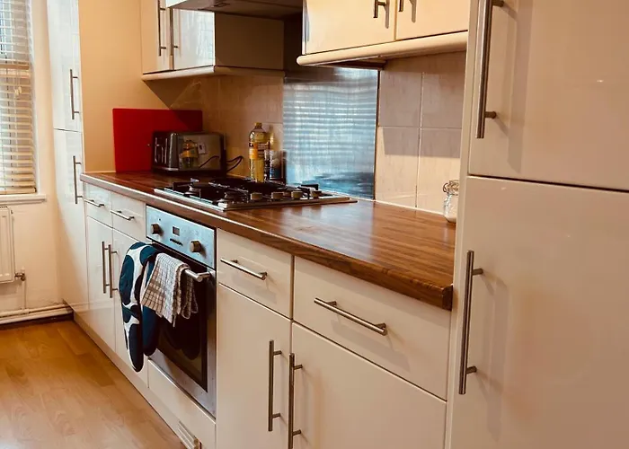 Fabulous 2-Bedroom Apartment In North Oxford