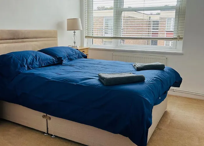 Fabulous 2-Bedroom Apartment In North Oxford
